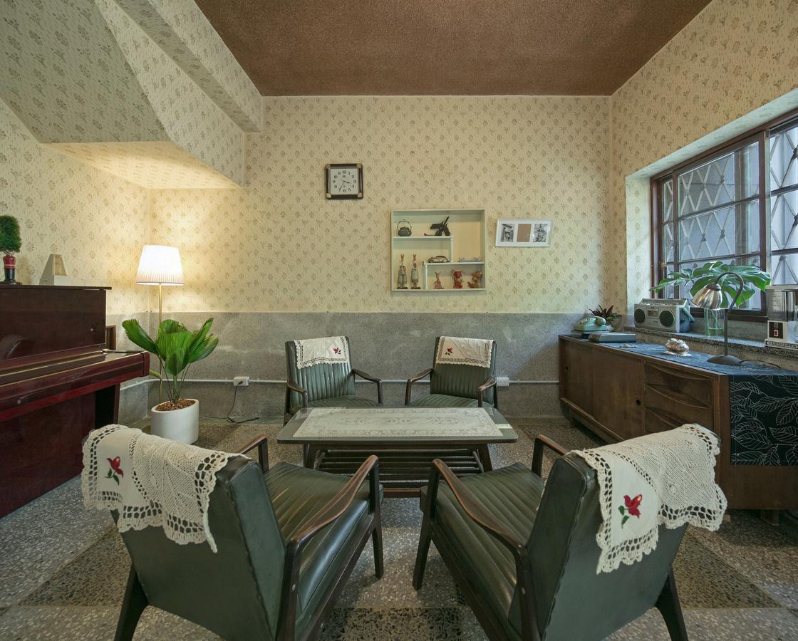 Civil Life Tainan Apartment Bagian luar foto