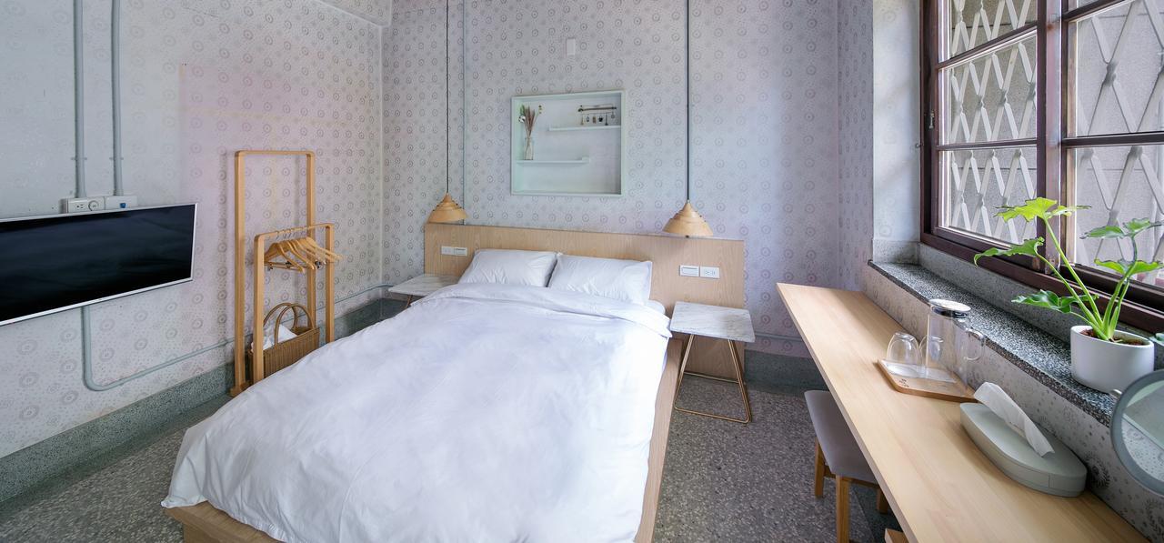 Civil Life Tainan Apartment Bagian luar foto