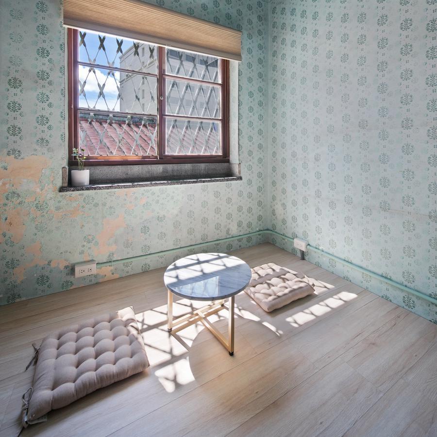 Civil Life Tainan Apartment Bagian luar foto